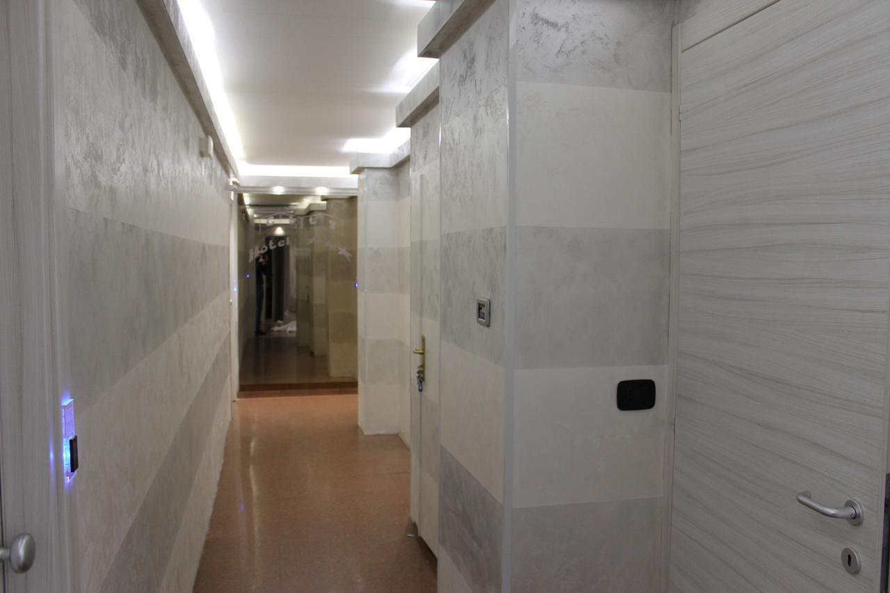 Hotel City Кивасо Екстериор снимка